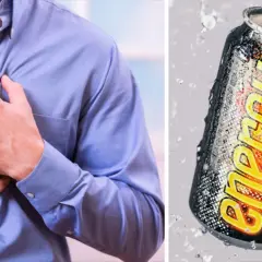 Mann hält sich die Brust, dane eine Dose Energydrink. Eine Koffeingehalt Tabelle könnte hier Aufschluss geben.