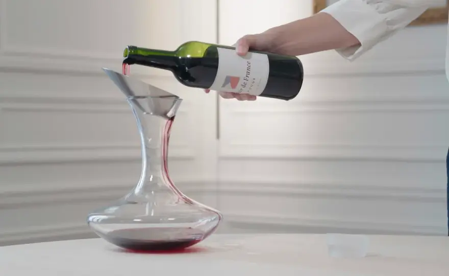 Weinservice wie ein Sommelier - Tipps für Tisch und Zuhause